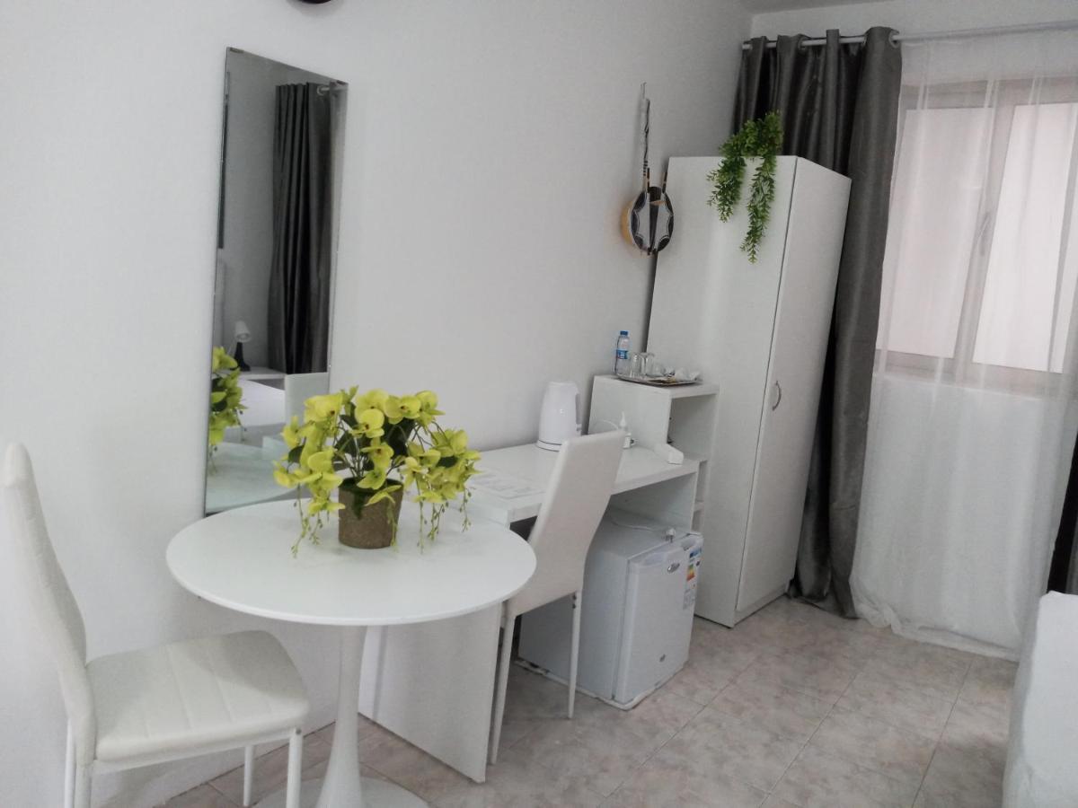 Ana Place Прая Екстериор снимка